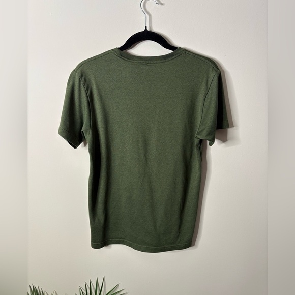 Patagonia Men’s Pocket Front Short Sleeve Green Performance Shirt - Picture 5 of 5